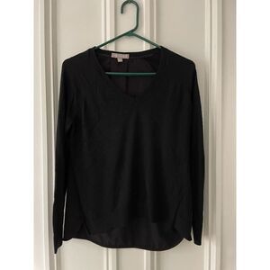 Banana republic v-neck black  lightweight sweater Xs